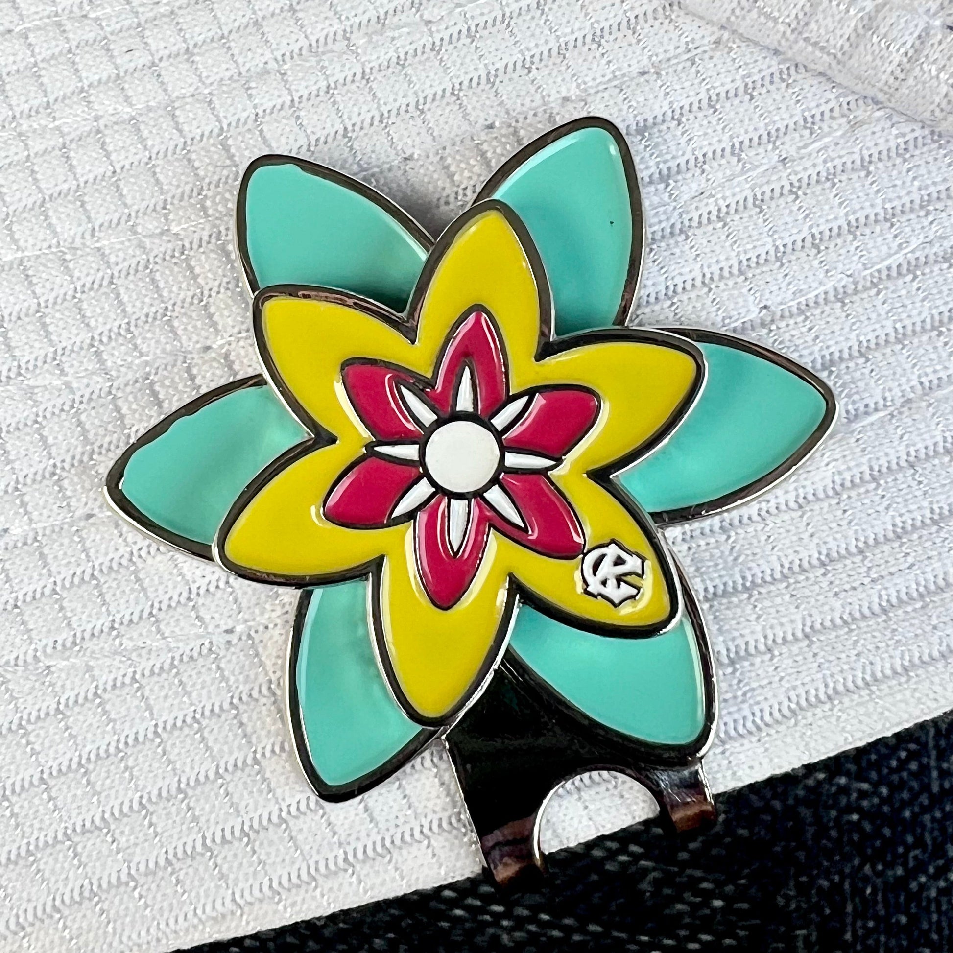 Assorted hat Clips-3